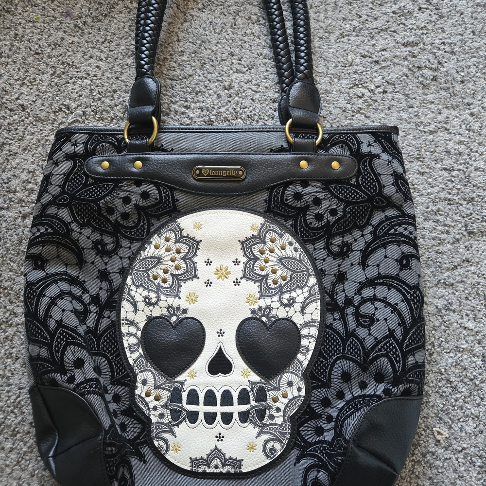 Loungefly Black and Cream Skull Tote